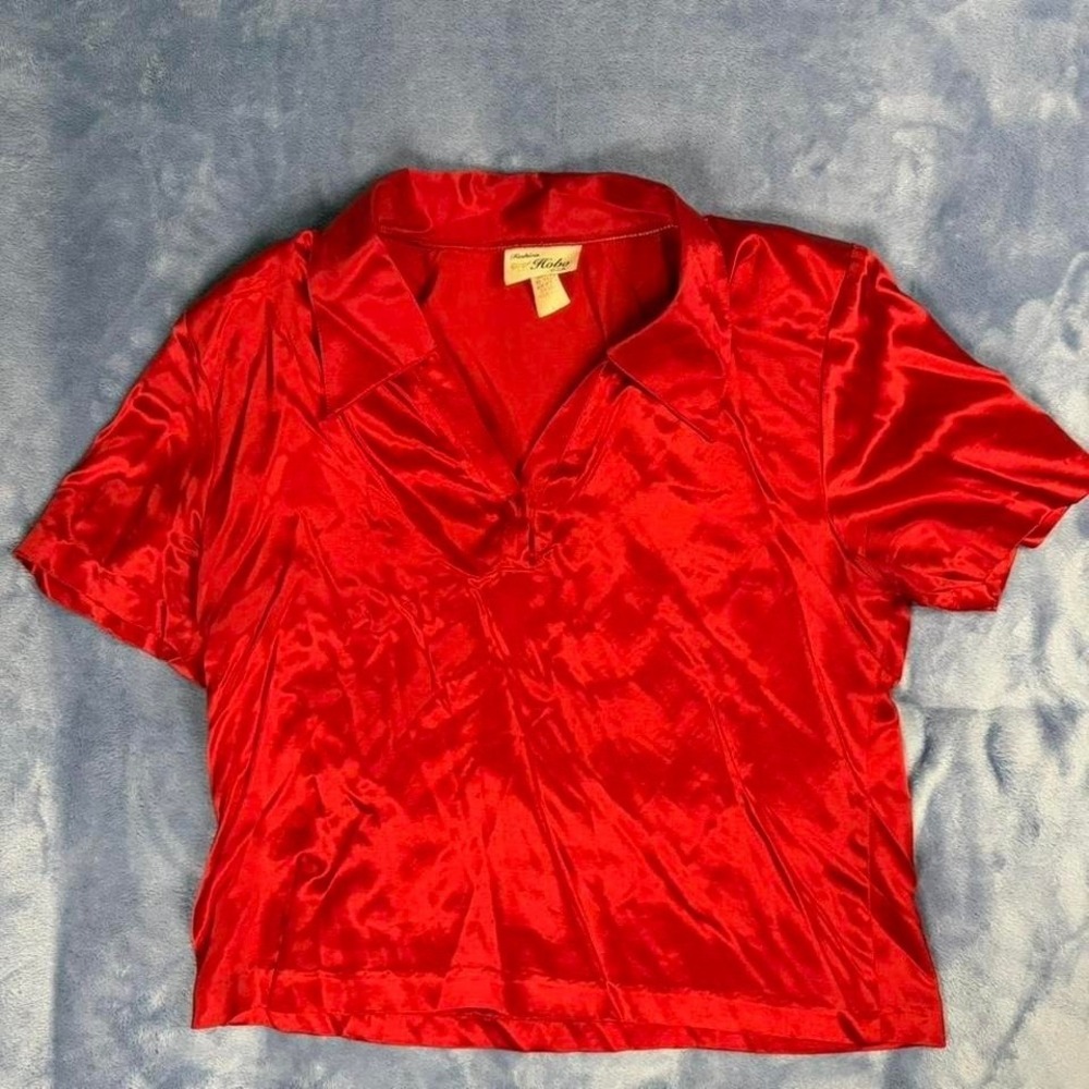 Vintage Red satin blouse with tie detail. Women Size: L